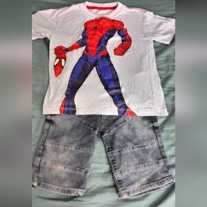 Bundle of (2) Boys Clothing Items/Spiderman Shirt & Jean Shorts/Size 6
